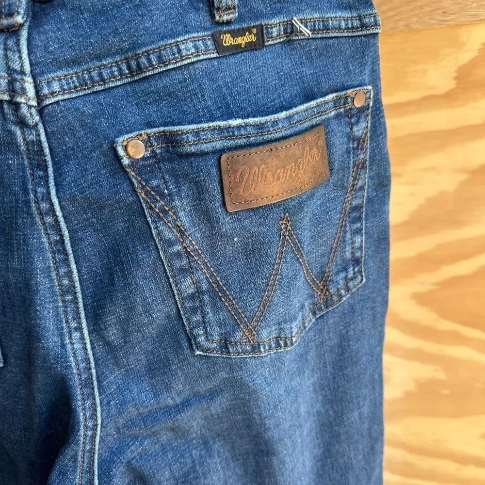 Wrangler Blue Jeans - Picture 5 of 6